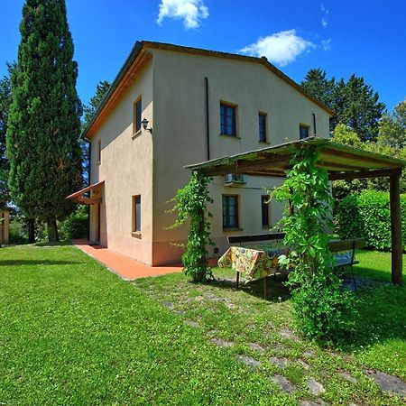 Villa Picchio By Posarellivillas Volterra Exterior photo