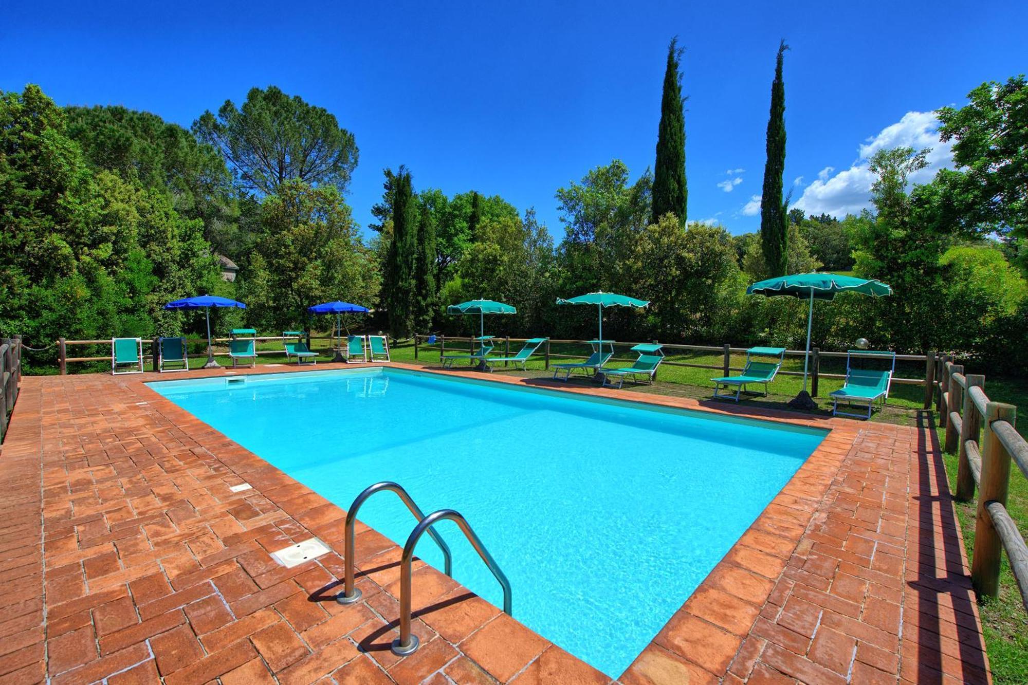 Villa Picchio By Posarellivillas Volterra Exterior photo