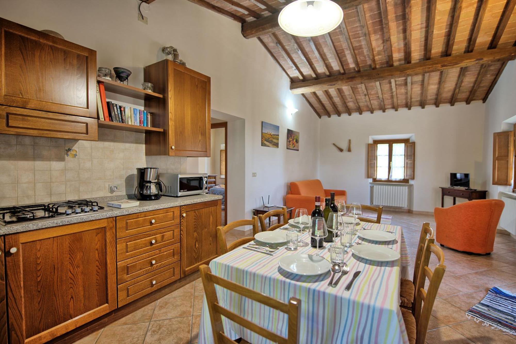 Villa Picchio By Posarellivillas Volterra Exterior photo