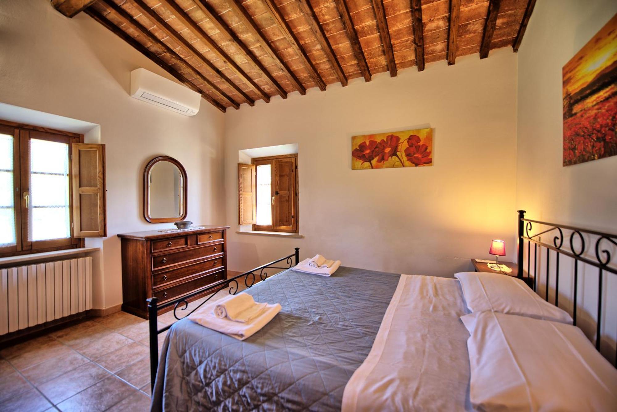 Villa Picchio By Posarellivillas Volterra Exterior photo